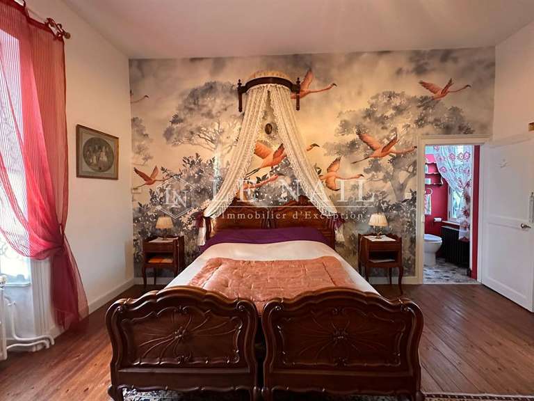 Maison Montaigu - 4 chambres - 235m²