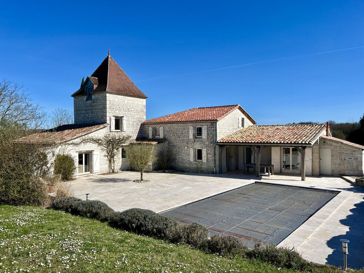 House Montaigu-de-Quercy