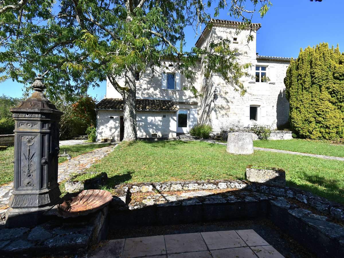 Maison Montaigu-de-Quercy