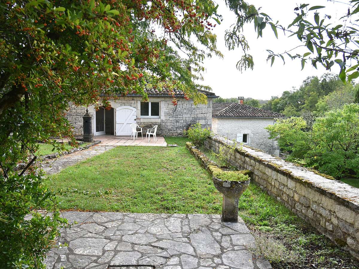 Maison Montaigu-de-Quercy