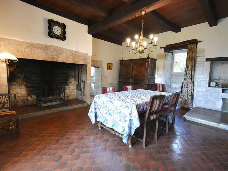 Maison Montaigu-de-Quercy - 6 chambres - 330m²