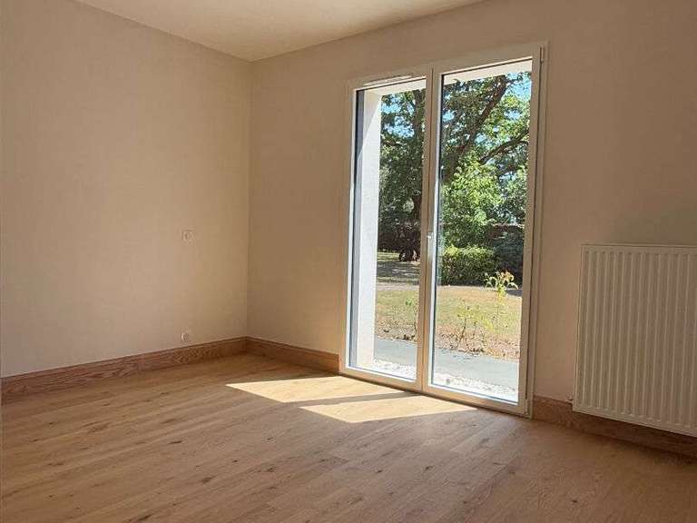 Maison Montaigu-Vendée - 5 chambres