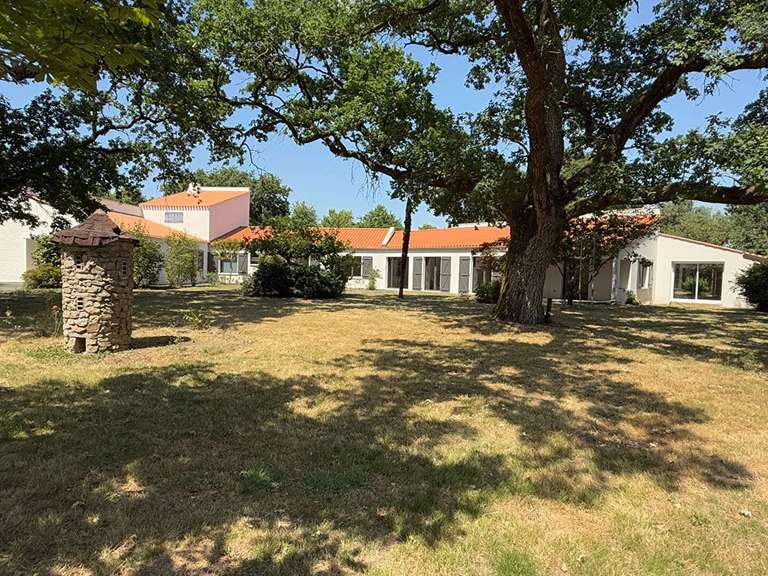 Villa Montaigu-Vendée - 5 chambres