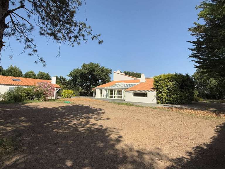 Villa Montaigu-Vendée - 5 chambres