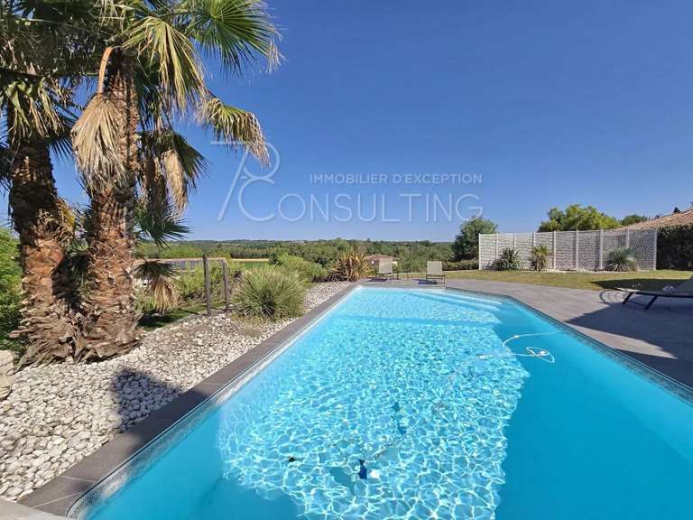 Maison Montaigut-sur-Save - 330m²