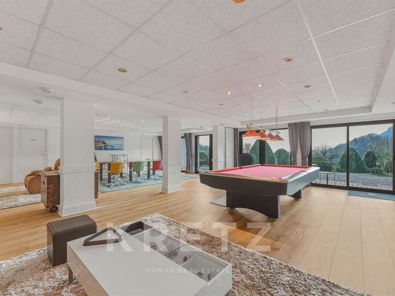 Castle Montailleur - 8 bedrooms - 760m²