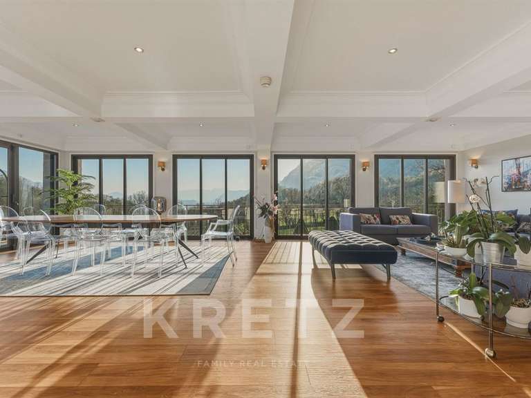 Castle Montailleur - 8 bedrooms - 760m²