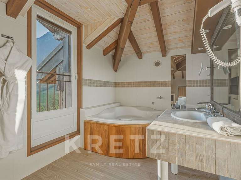 Castle Montailleur - 8 bedrooms - 760m²