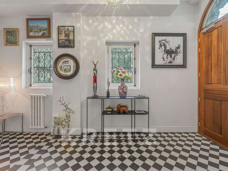 Castle Montailleur - 8 bedrooms - 760m²