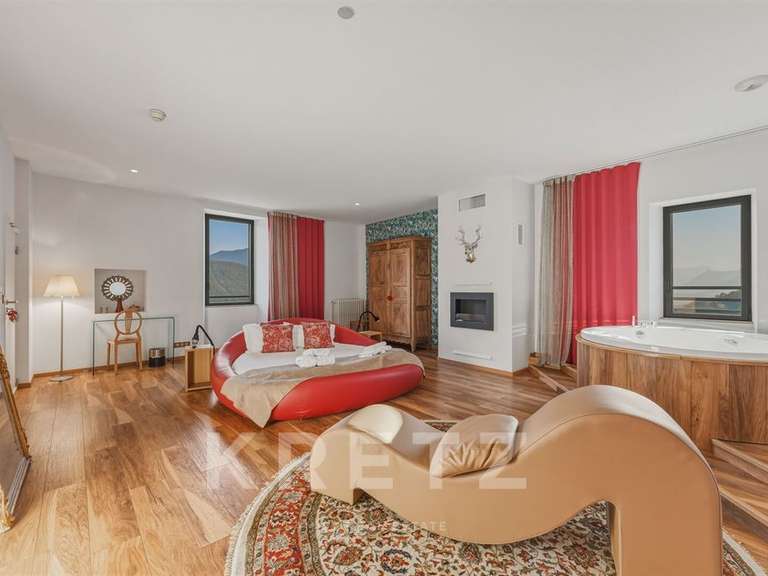 Castle Montailleur - 8 bedrooms - 760m²