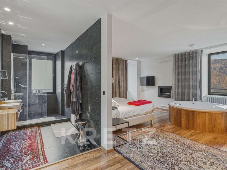 Castle Montailleur - 8 bedrooms - 760m²