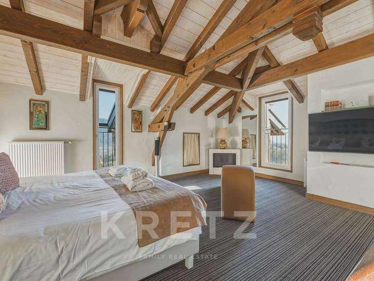 Castle Montailleur - 8 bedrooms - 760m²