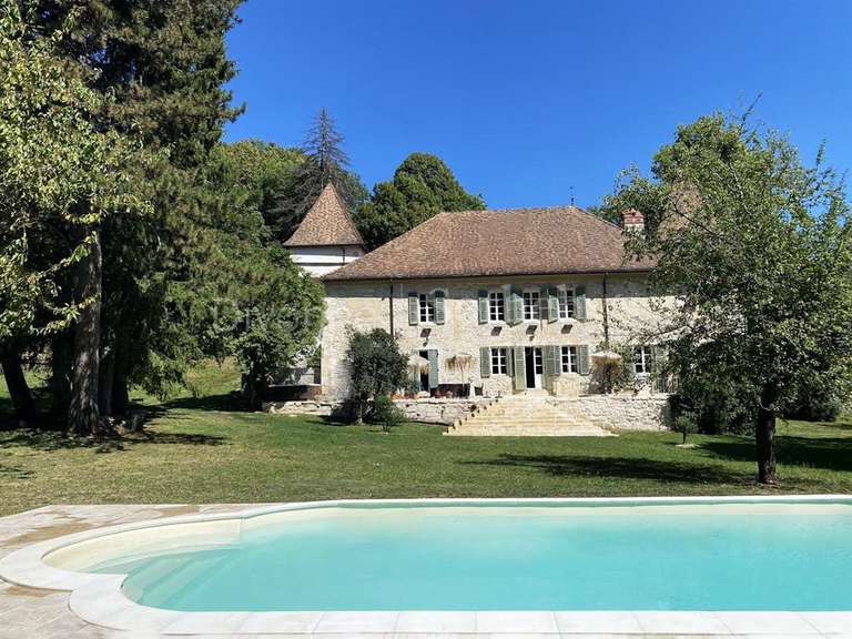 Château Montanges - 10 chambres - 760m²