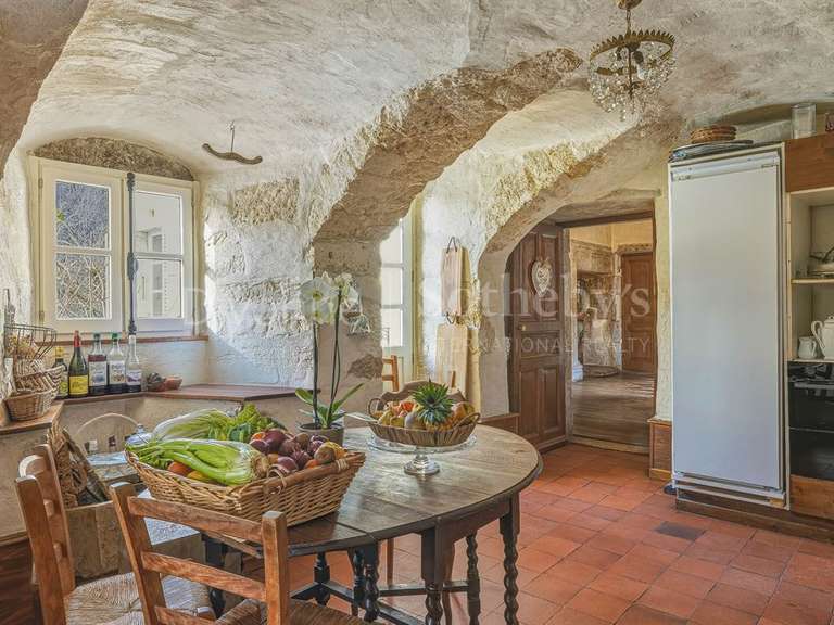 Château Montanges - 10 chambres - 760m²