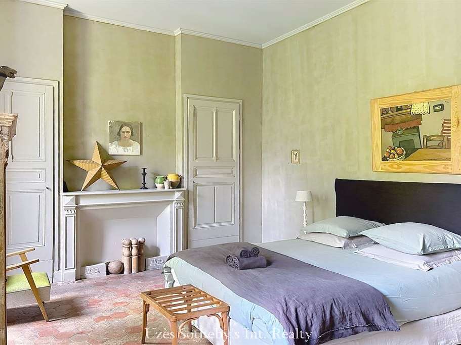 Château Montaren-et-Saint-Médiers