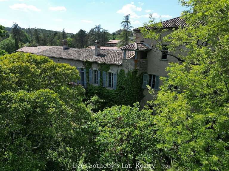 Château Montaren-et-Saint-Médiers - 12 chambres - 650m²