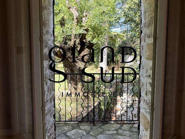 House Montaren-et-Saint-Médiers - 4 bedrooms