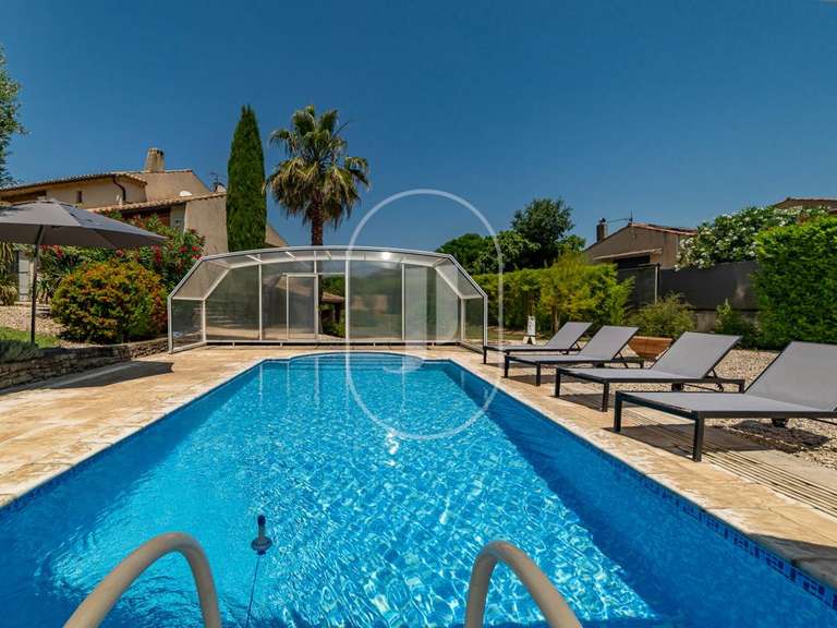 Villa Montaren-et-Saint-Médiers - 5 chambres - 270m²