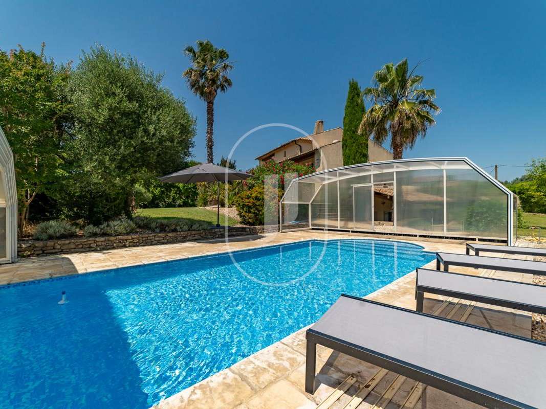 Villa Montaren-et-Saint-Médiers