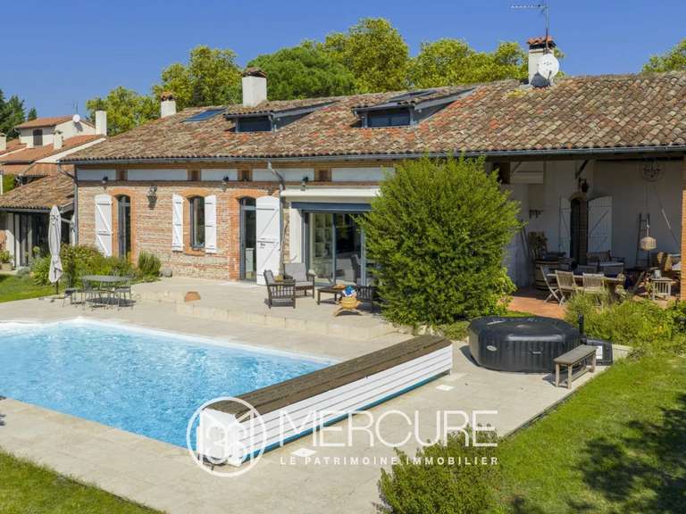 House Montastruc-la-Conseillère - 5 bedrooms - 275m²