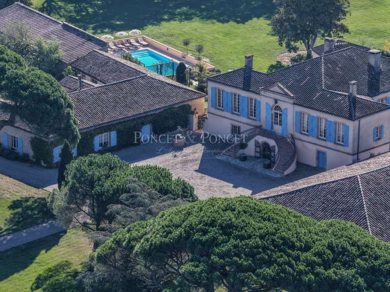 Château Montauban - 10 chambres - 550m²