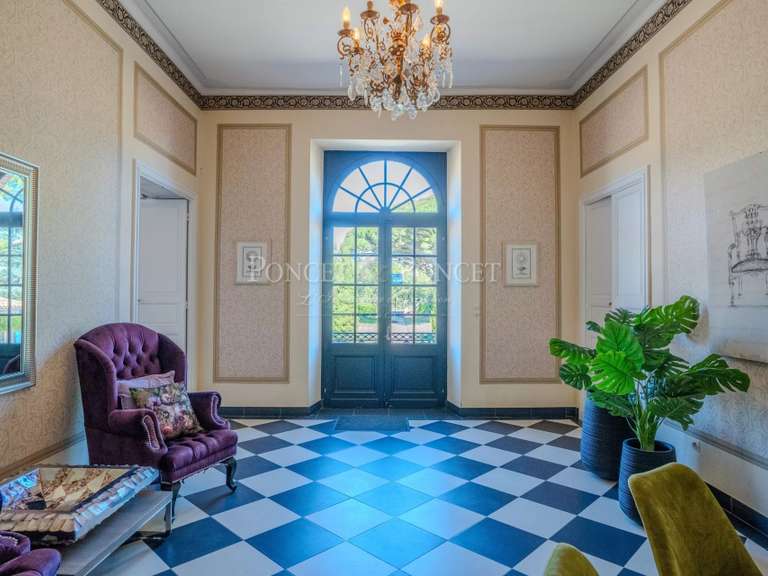 Château Montauban - 10 chambres - 550m²