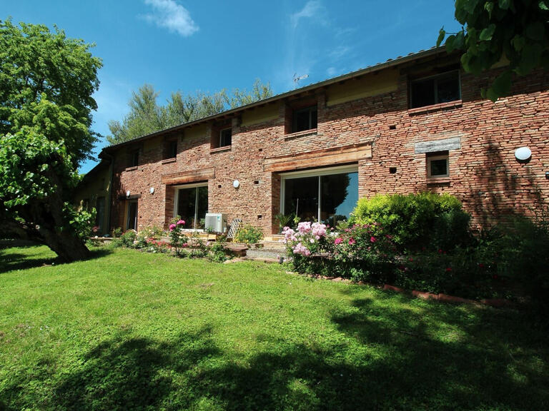 House Montauban - 8 bedrooms - 340m²