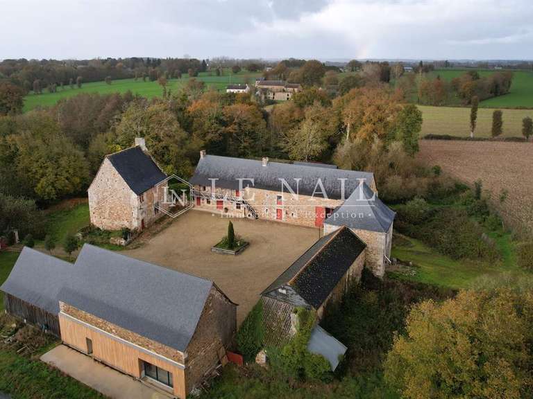 Manoir Montauban-de-Bretagne - 4 chambres - 320m²