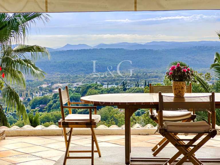 House Montauroux - 3 bedrooms - 330m²