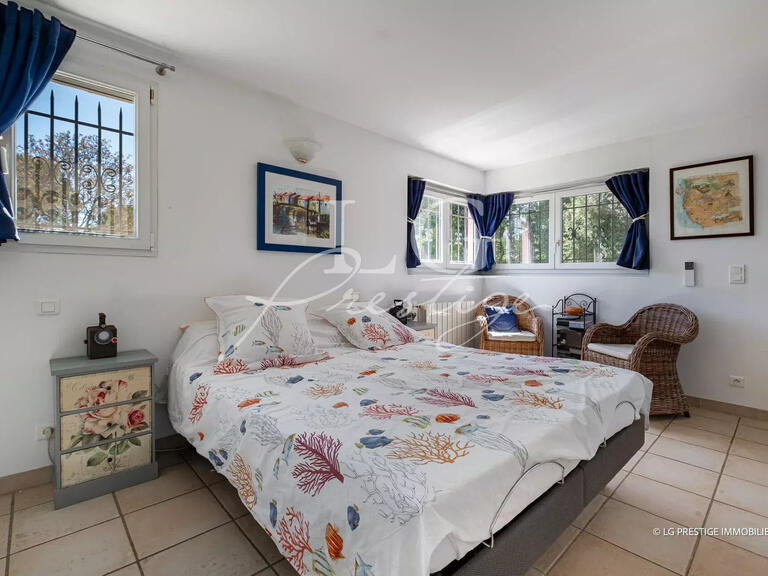 Maison Montauroux - 7 chambres - 230m²