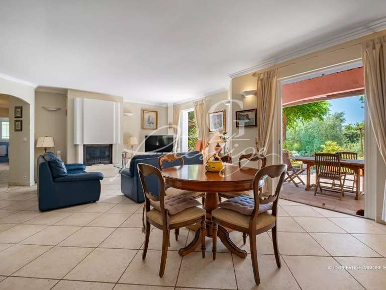 Maison Montauroux - 3 chambres - 130m²