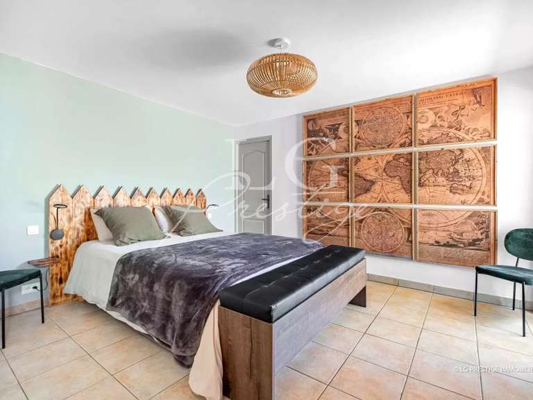 House Montauroux - 4 bedrooms - 433m²