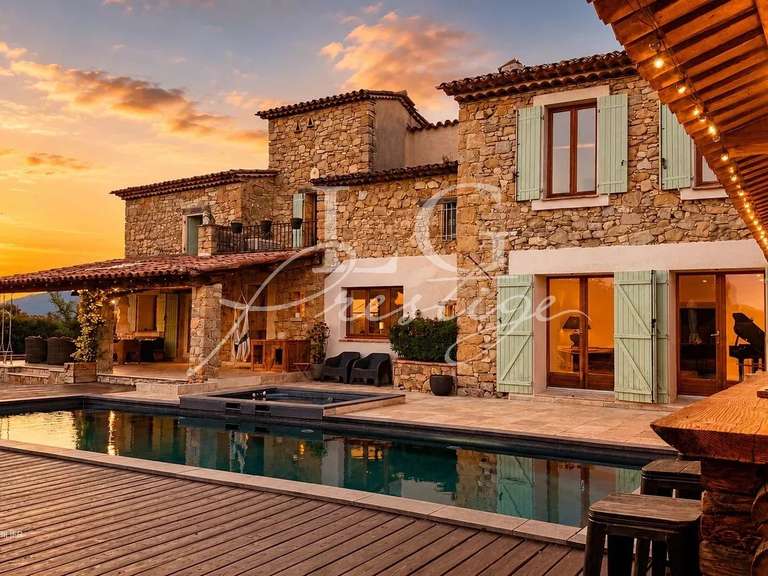Maison Montauroux - 4 chambres - 433m²