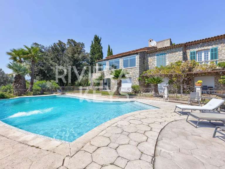 Maison Montauroux - 358m²