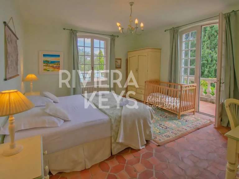 Maison Montauroux - 358m²