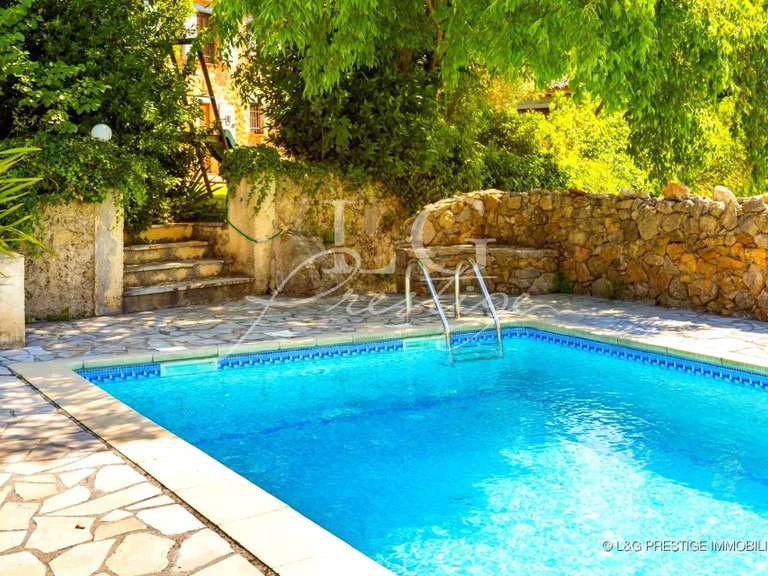 House Montauroux - 4 bedrooms - 235m²