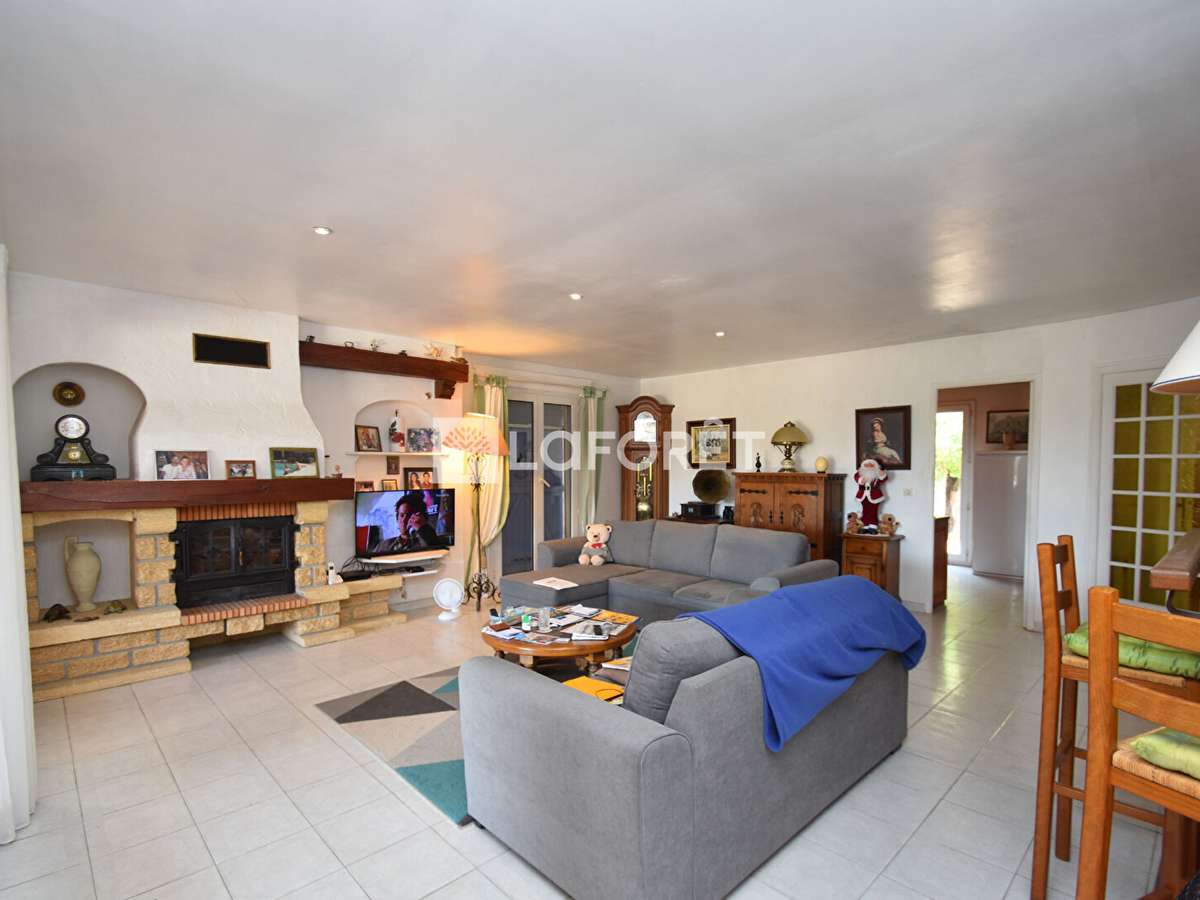 House Montauroux