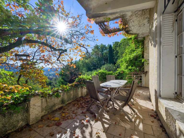 Maison Montauroux - 5 chambres - 240m²