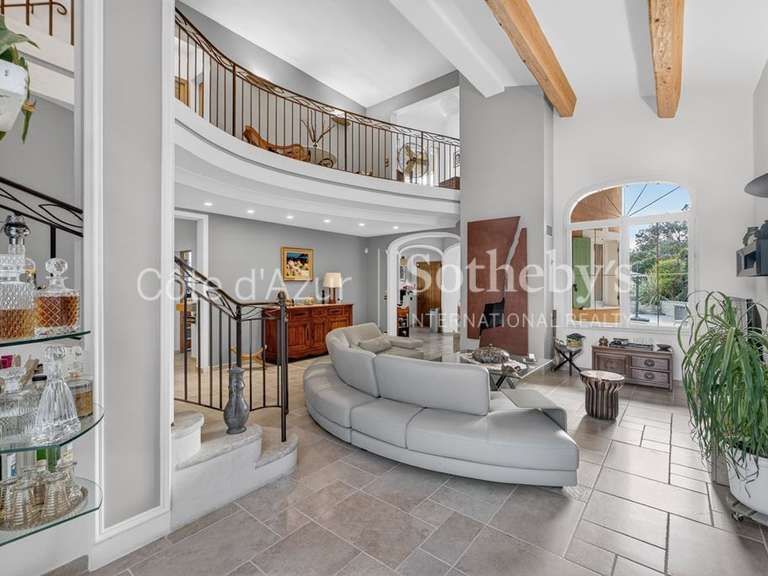 Maison Montauroux - 4 chambres - 234m²