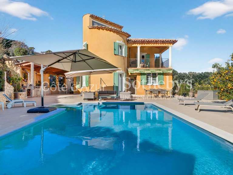 Maison Montauroux - 4 chambres - 234m²