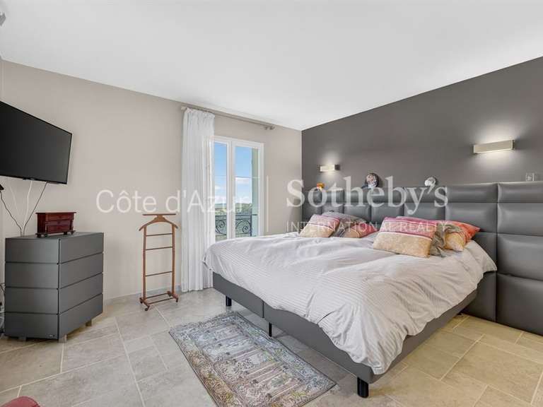 Maison Montauroux - 4 chambres - 234m²