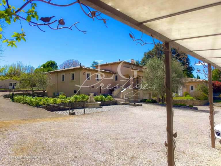 Maison Montauroux - 8 chambres - 230m²