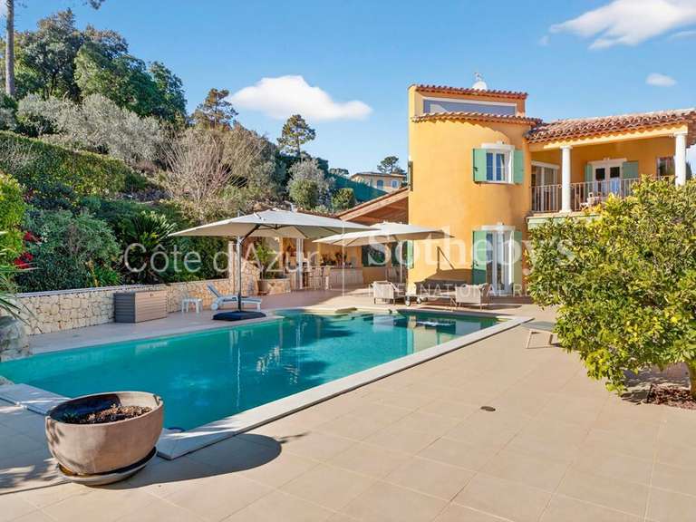 House Montauroux - 4 bedrooms - 234m²