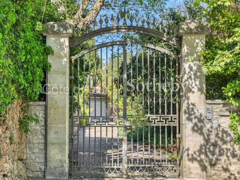 Maison Montauroux - 3 chambres - 250m²