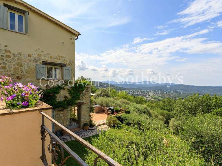 Maison Montauroux - 5 chambres - 235m²