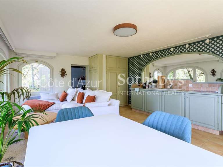 Maison Montauroux - 5 chambres - 235m²