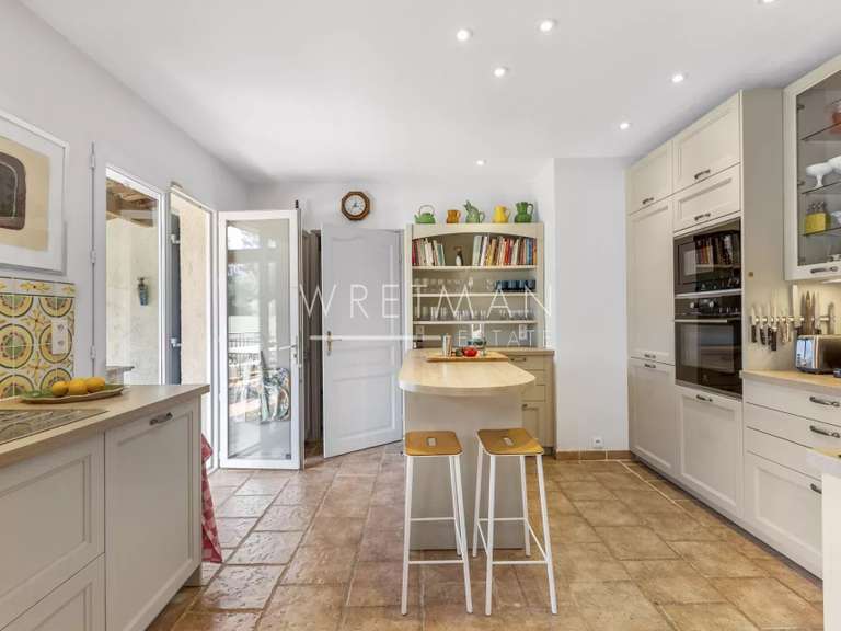 House Montauroux - 5 bedrooms - 218m²