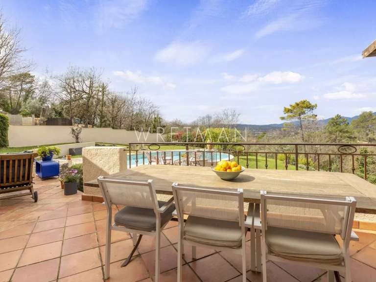 House Montauroux - 5 bedrooms - 218m²