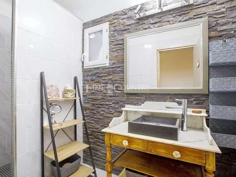 Maison Montauroux - 5 chambres - 220m²