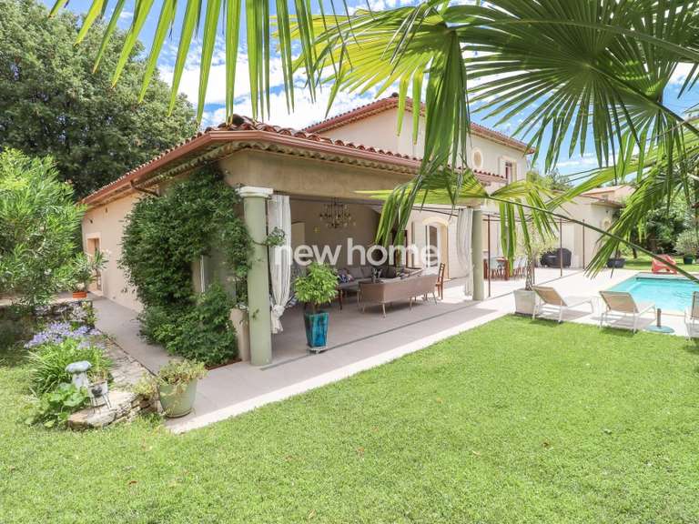 Maison Montauroux - 4 chambres - 222m²